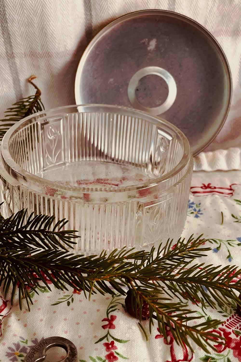 Vanity Dish No. 09- Vintage Art Deco Brass Powder Dish Set — Winter Crest Vanity Dish with Lavender Dragée Powder | Holiday Gift for Her