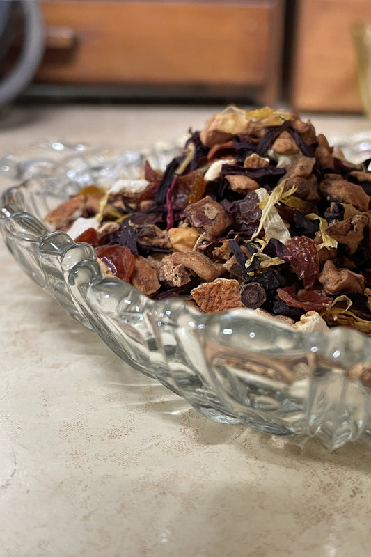 Beaver Brook Cascades Fruit Tea freshly blended and sitting in a cut glass tray, ready to package