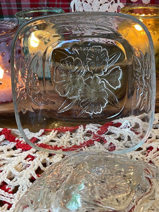 Detailed angle of glass powder dish rim showing vintage craftsmanship and unique chip – cottagecore vanity piece with heritage charm.