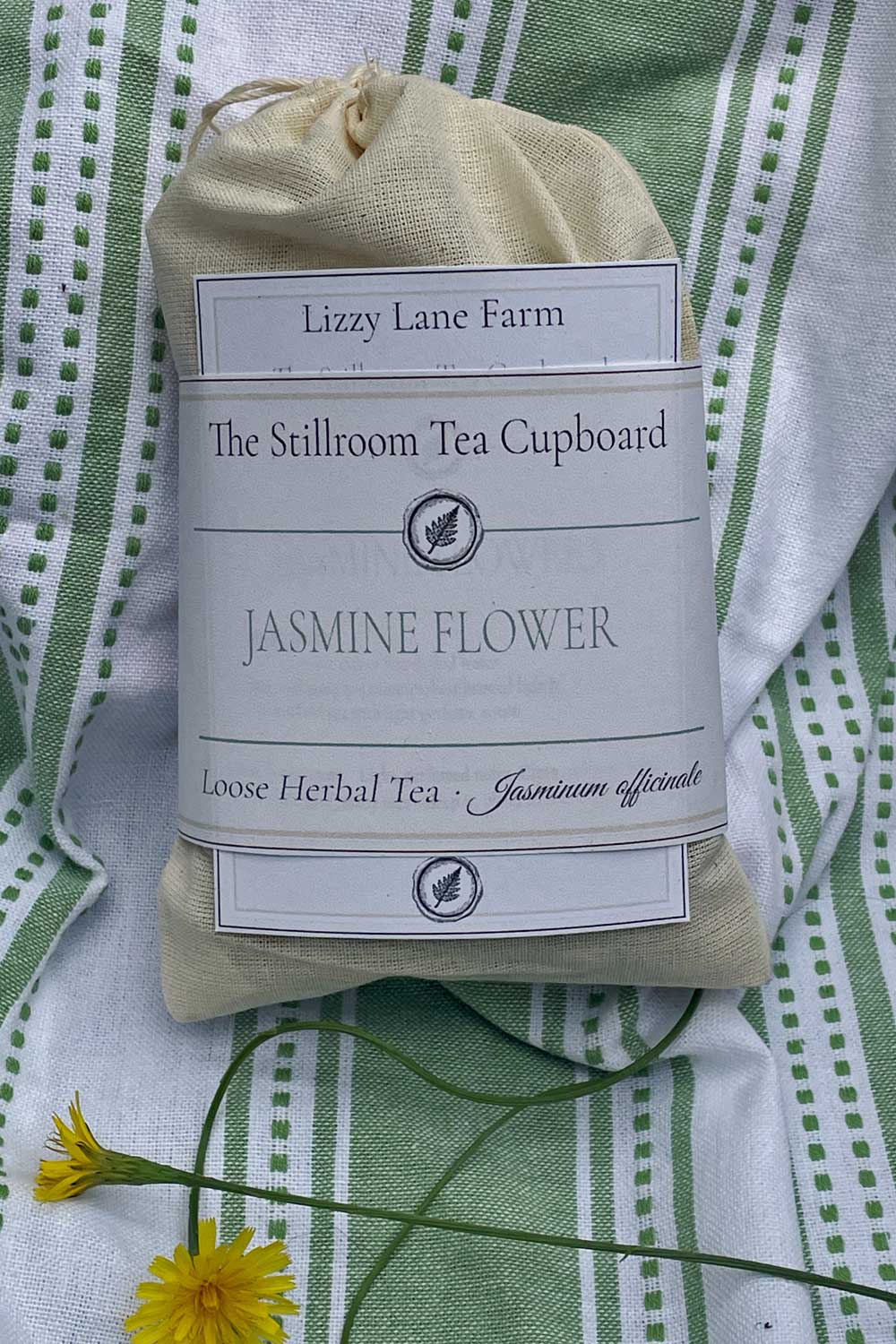 Jasmine flower loos tea in muslin pouch