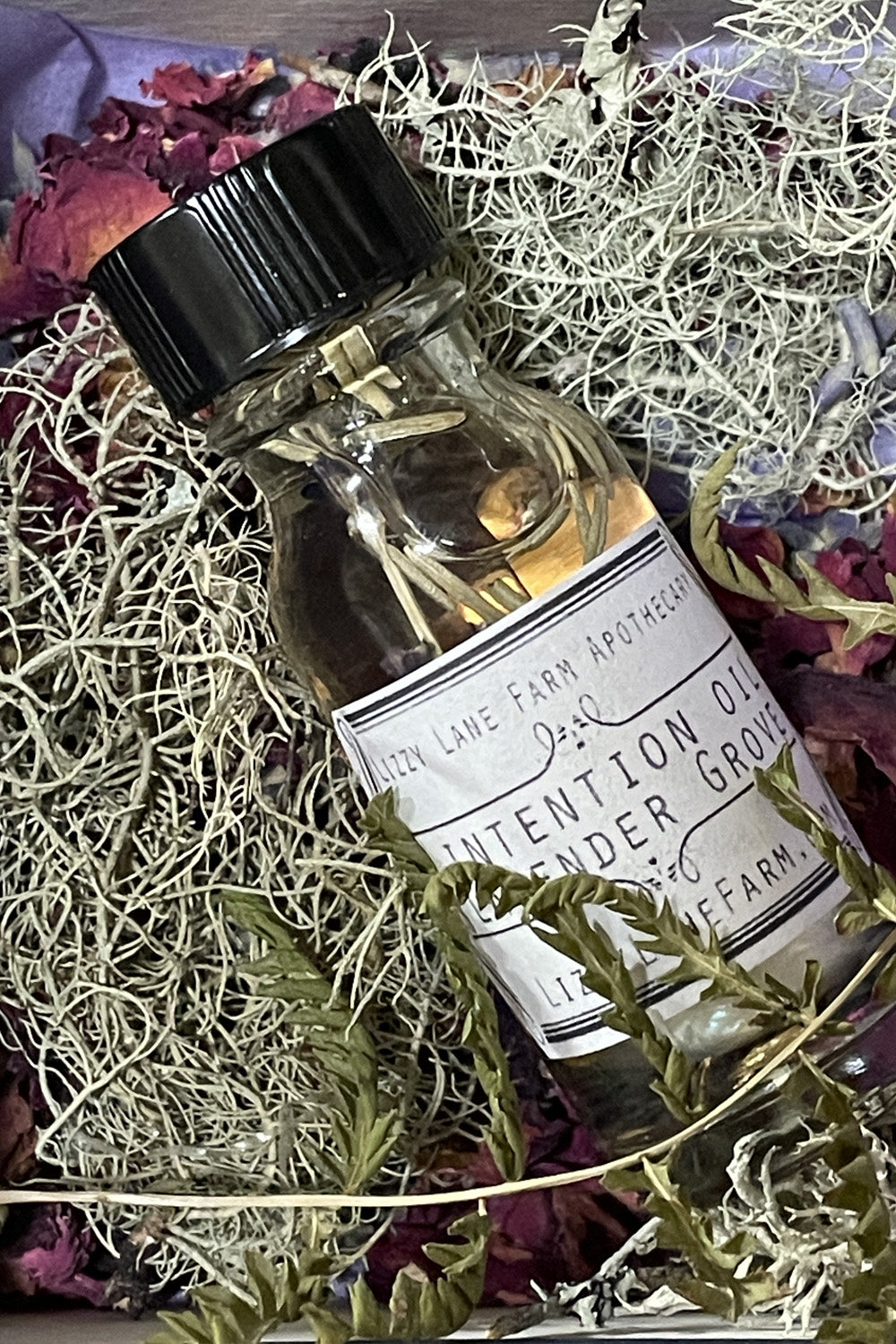 LAVENDER GROVE Botanical Perfume Oil- dark, earthy