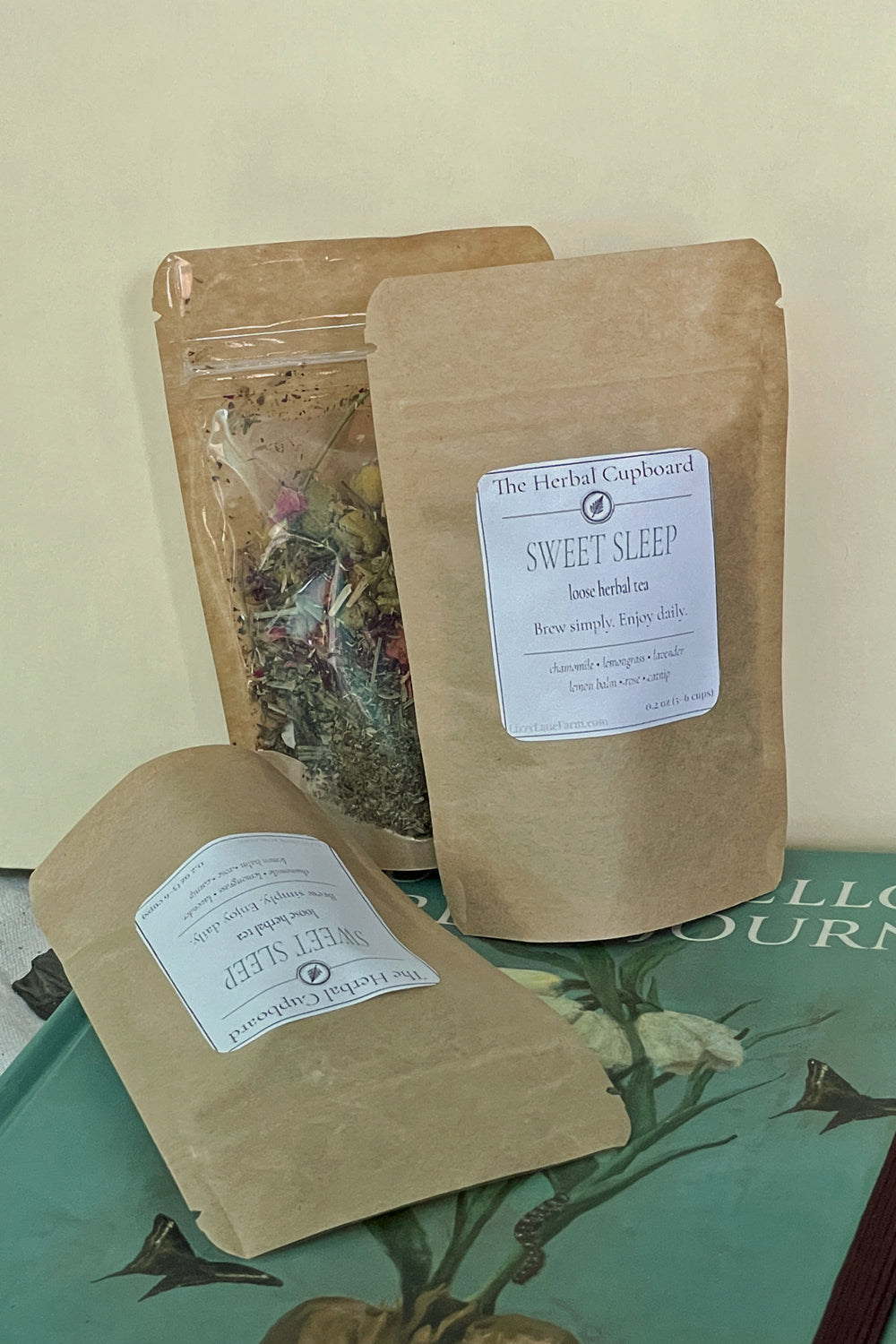  Small Packet • 0.2 oz (5–6 cups) sweet sleep loose herbal tea