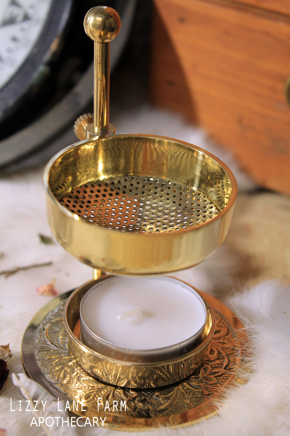 Brass Resin Incense Burner, Fully Adjustable, Beautifully Detailed