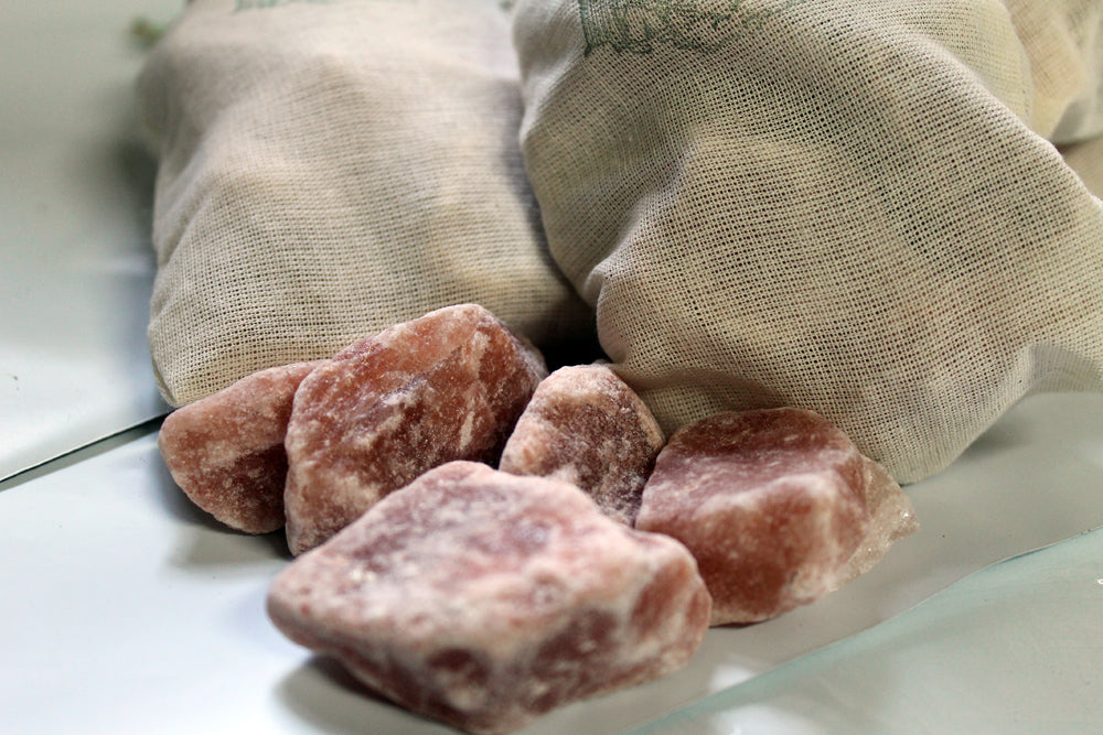 Himalayan Salt -Salt Chunks in muslin bag - Lizzy Lane Farm Apothecary