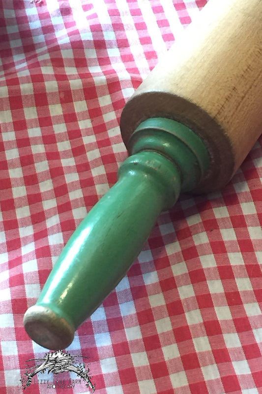 Vintage Rolling Pin- wooden country kitchen farmhouse decor - Lizzy Lane Farm Apothecary