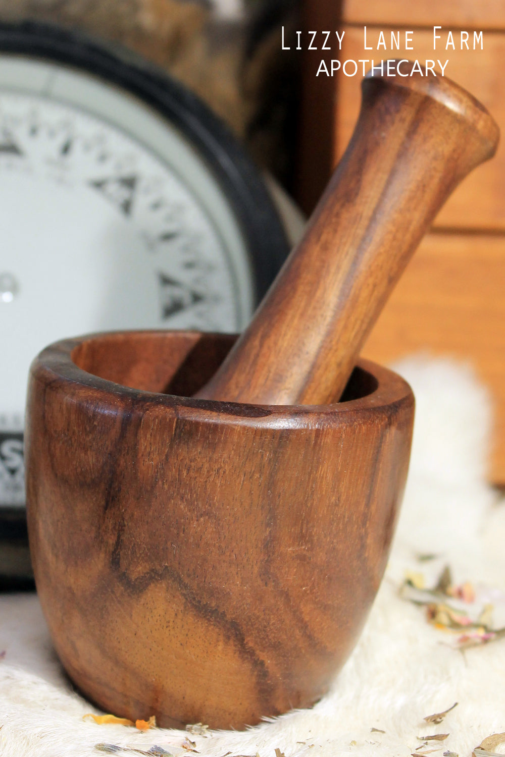 Wooden mortar and pestle | kitchen witch